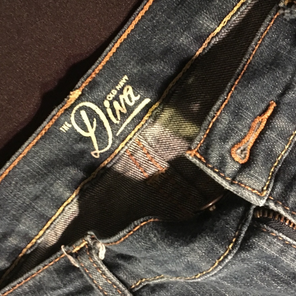 The Diva by Old Navy cut offs size 10 Regular - Picture 3 of 4